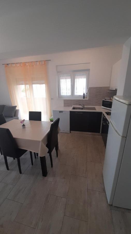 Appartamento mario Vir Esterno foto