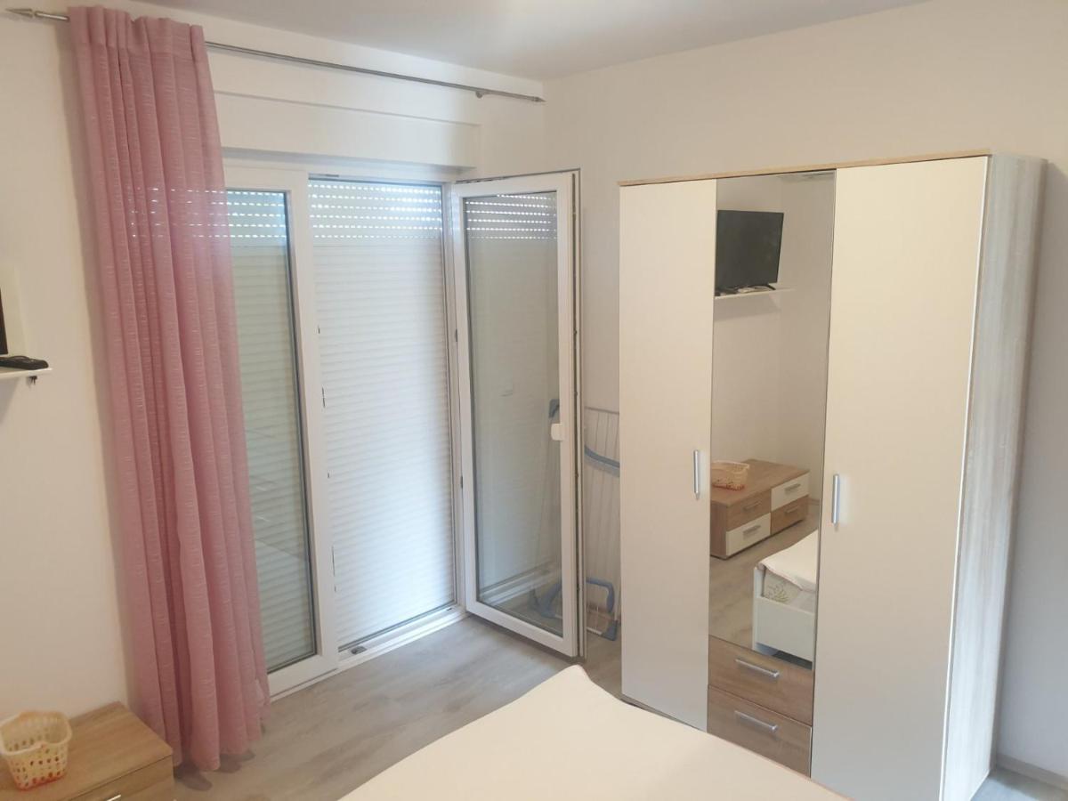 Appartamento mario Vir Esterno foto